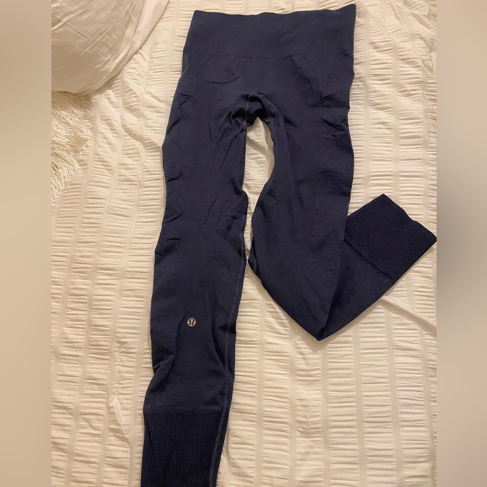 Lululemon leggings!